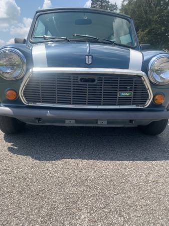 1973 Austin Mini - $15,900 (Knoxville)63625129915265124