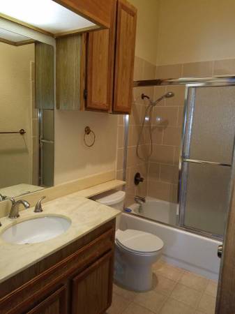 $1,700 / 2br - 894ft2 - UTC 2 Bedroom Condo 2 Bathroom Near UCSD (UTC)63865931527683123