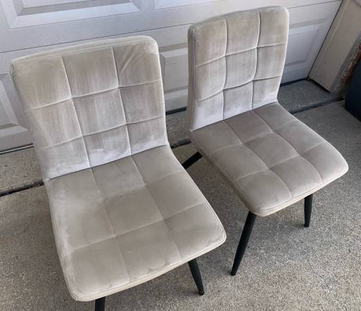 2 nice plush micro fiber soft chairs . Tan , good condition. Sturdy . No pets , 1