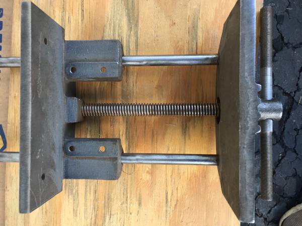 REDUCED $ : PATTERN MAKER   BENCH  VISE 1