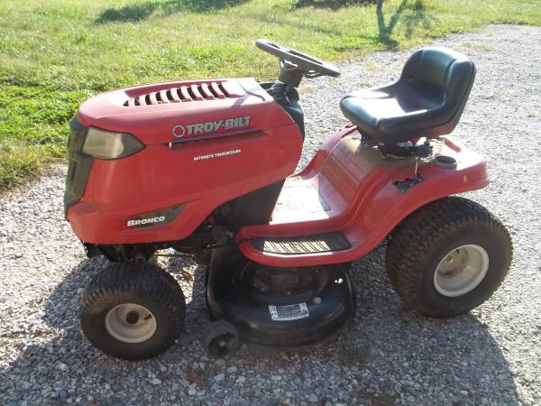 *BUYING  BROKEN RIDING (AND PUSH) MOWERS CRAFTSMAN, ETC.* 1