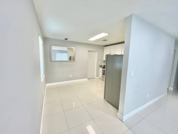 $2,800 / 3br - House for Rent 3/1 with utilities included63983674936067121