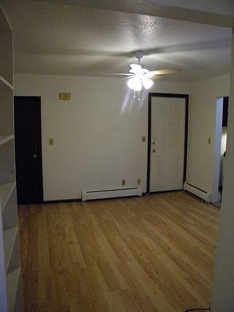$2,000 / 5br - 5 bed/2 bath unit located in Minneapolis!! (Minneapolis)63868701465091122