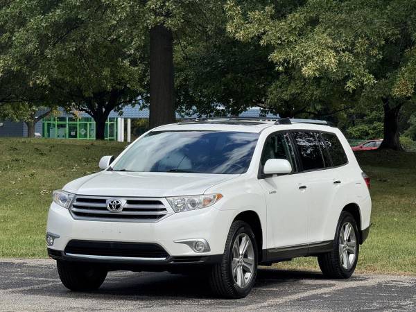 2011 Toyota Highlander Limited 4WD 1