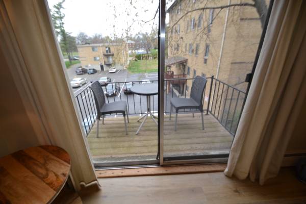 $1,295 / 1br - 600ft2 - R-25 Furnished 1 BR Central City Location (Cincinnati)63974471794178122