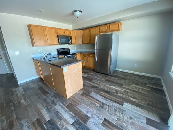 $1,895 / 3br - 1325ft2 - Great Unit in Duplex - Close to shopping (Walla Walla)63879023386753123