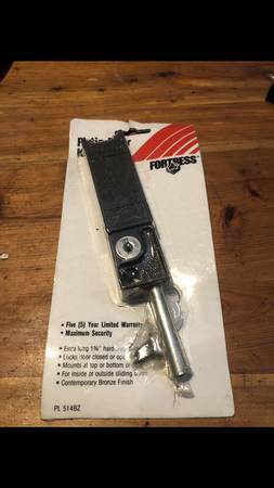 Patio door lock with key by fortress Brand new on package 1