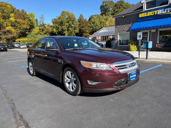 2011 Ford Taurus SEL clean carfax low miles 1