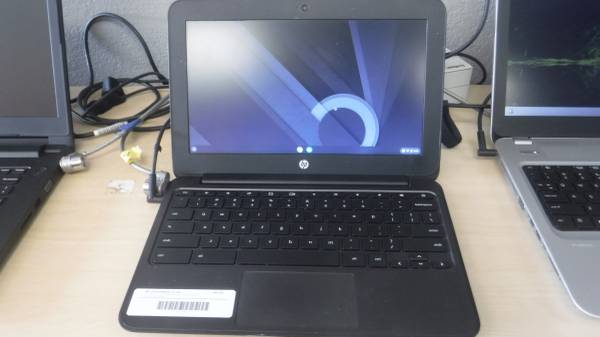 HP Chromebook 11 G4 (Chrome OS, Celeron, 4GB RAM, 16GB eMMC) 1