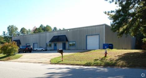$1,360 4000ft2 - Almacén en Raleigh – 4,000 pies² disponibles | $1.36/pies² (Raleigh, NC)63685997934849123