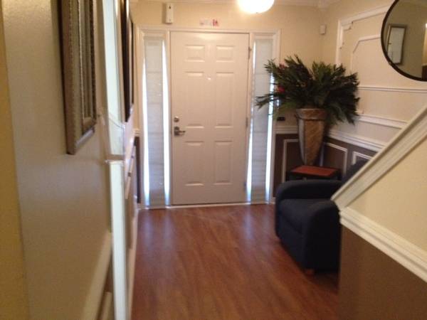 $972 / 1br - $972-Private Spacious Bedroom w/Sitting Room Available Immediately (Atlanta, Ga)63964124455298123