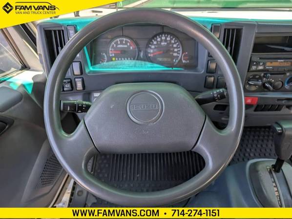 2014 Isuzu NPR Refrigeration 16FT - Photo 15