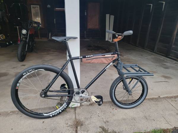Crew defender cargo fixed gear build 1