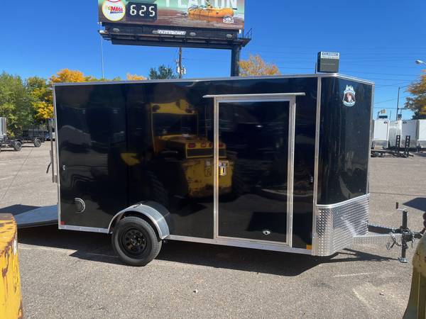 2026 6x12+v-nose SMOOTH SKIN enclosed cargo trailer by R&M Big Horn 1