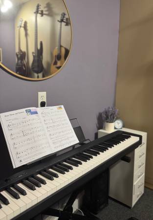 ¿Interesado en clases de canto, piano o guitarra? ¡Únete a Wildwood Music! (Eugene)63748063617155120