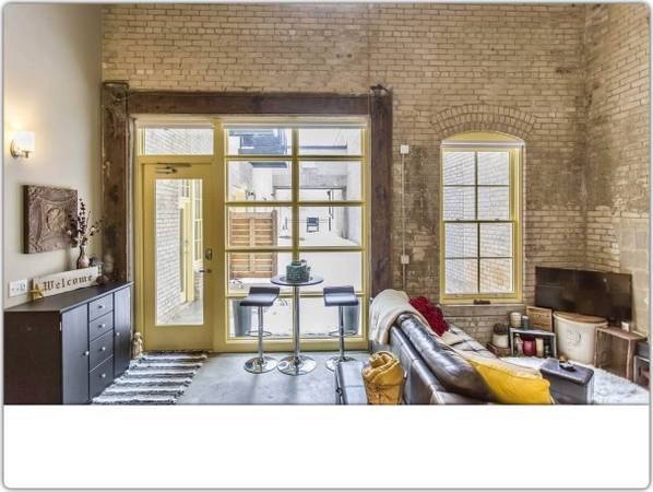 $1,397 / 1br - 813ft2 - All you need and more: 1 BR, 1 BA in a vibrant community. (Minneapolis)63666897669377122