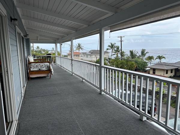 $3,900 / 3br - Furnished 3 bedrm, 2bath Upstairs of House with Lanai (Kailua Kona)63939666341634121
