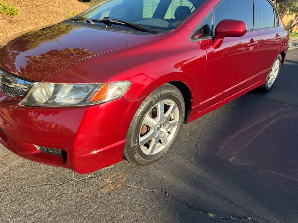 2011 Honda Civic LX Sedán 4D - $10,500 (Santa Clarita)63476544390915124
