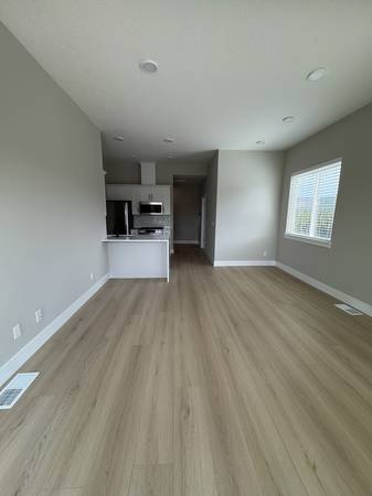 $2,495 / 2br - ¡Tu nueva historia familiar comienza aquí! Dúplex único @ Liberty! (Beaverton, Northwest Heights, Portland, North Bethany)63831771313795123