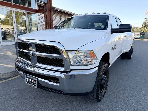 2018 RAM 3500 SLT Crew - Photo 3