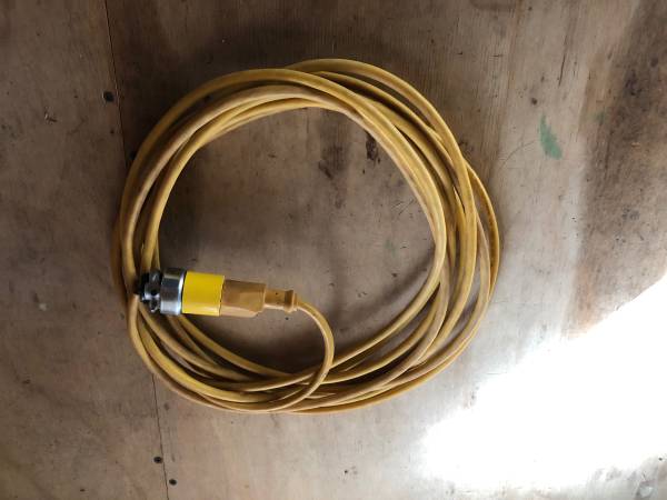 Extension cord- 25' 1