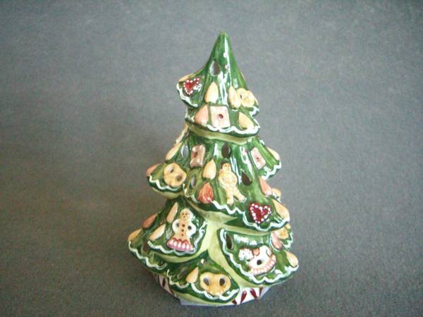 Pottery Christmas Tree 1