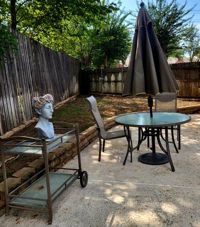 Quality Patio Set * Need Gone!! 1