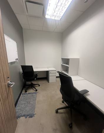 $499 🔥🔥🔥ALL PRIVATE OFFICES 50 % OFF IN HYDE PARK🔥🔥🔥 (Chicago)63959741721474121