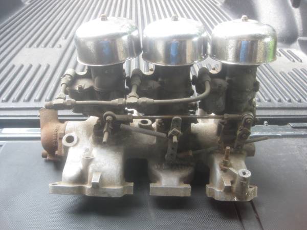 Ford Y Block 292/312  Tripower Intake Manifold with Carbs 1