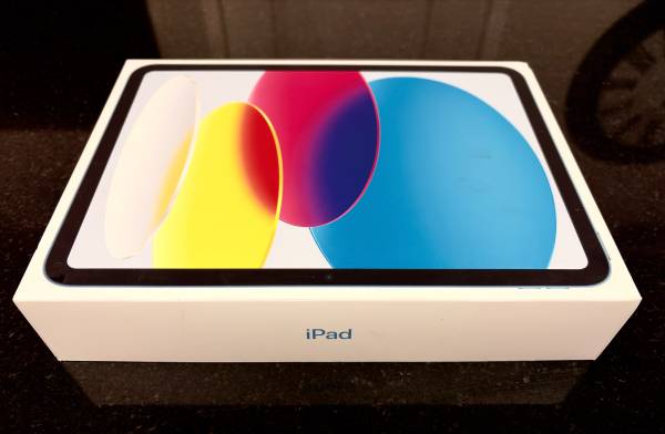 iPad 10th Generation (A14) Wi-Fi 64gb Brand new sealed 1
