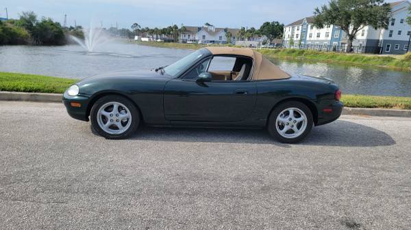 1999 Mazda Miata descapotable, 5 velocidades, restaurado - $4.950 (Clearwater)63443071297923121