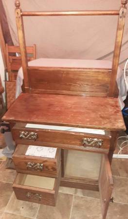 Antique Dry Sink $50 1
