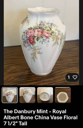 The Danbury Mint - Royal Albert Bone China Vase Floral 7 1/2" Tall 1