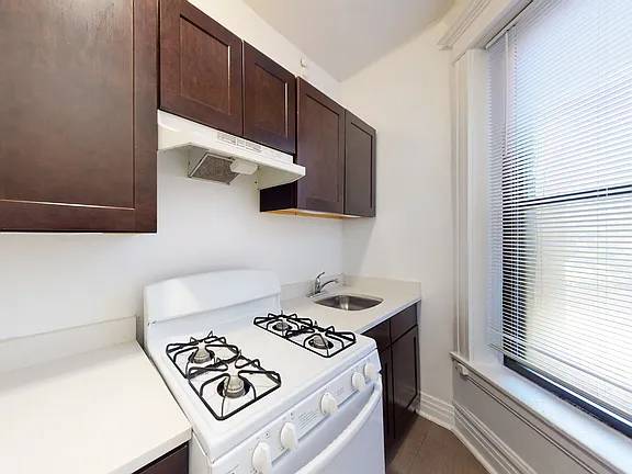 $530 / 1br - Private bedroom ready now in quiet residence with bath (Colorado Springs)63658129407875122