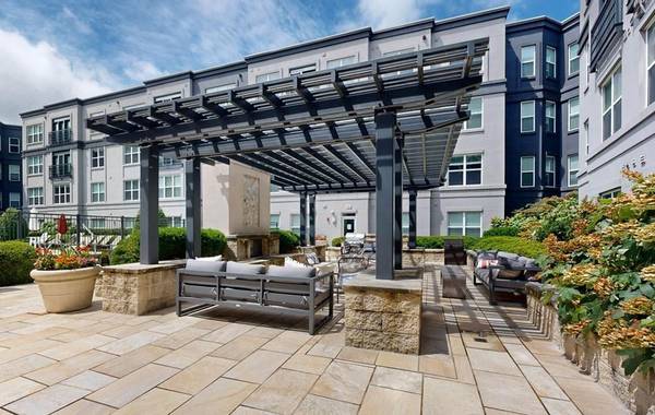 $1,896 / 1br - 830ft2 - Private garages, 24-hour fitness, Great pool (college park, UMD)63843417073027121