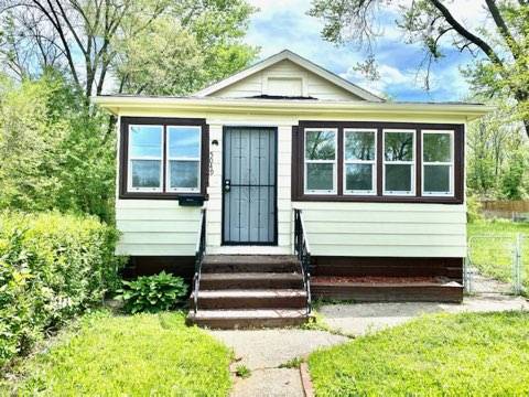 $1,195 / 3br - 5049 DELAWARE ST (GARY)63898734869507120