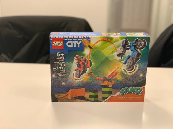 BNIB Lego 60299 Stunt Competition 1