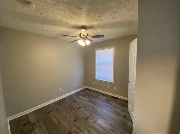 $1,775 / 3br - 1145ft2 - $250 OFF FIRST MONTH! (Knoxville)63815694913155123