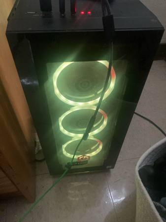 Cyberpower Gaming PC (willing to trade) 1