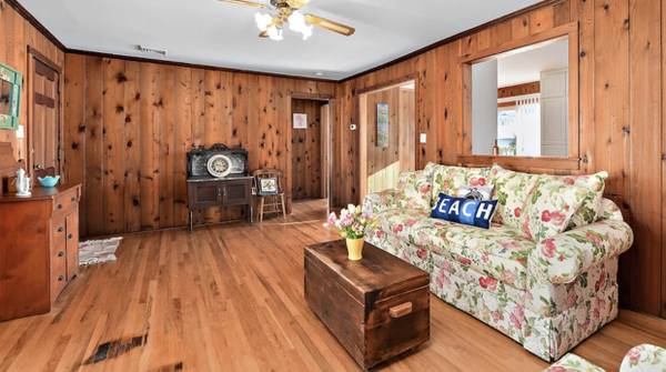 $1,800 / 2br - 784ft2 - HOGAR ENCANTADOR CON MARAVILLOSA VISTA AL BAY DESDE EL PORCHE CERRADO (Ocean City, MD)63839299741827121