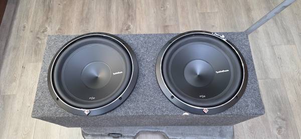 Rockford Fosgate 12" Dual Subwoofers 1