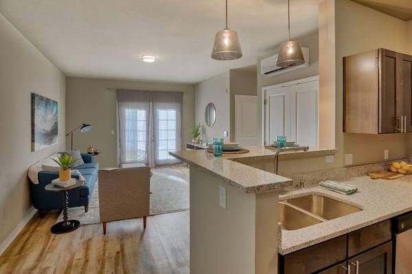 $1,175 / 1br - 782ft2 - Live Next to Entertainment! 1-1 BRs w/ Resort-Style Amenities (Airway Heights)63969875845762124
