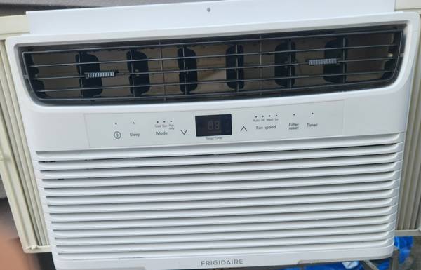 Frigidaire air conditioner 1