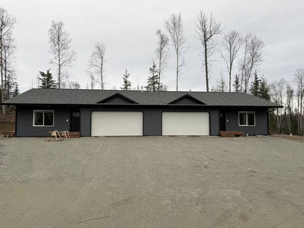 1 New Construction 3bd/2ba Duplex 1