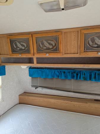 2003 r-vision trail lite 1