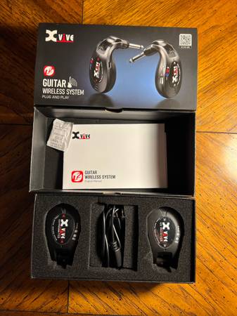 X Vive U2 Guitar wireless receiver 1