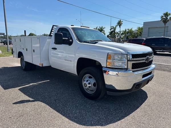 2013 CHEVROLET SILVERADO 3500HD V8 6.0L 11FT UTILITY BODY 118K MILES - $15,900 (40081 US HWY 19 N TARPON SPRINGS, FL 34689)63443712352643124