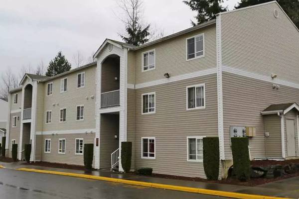 $1,949 / 4br - 1217ft2 - Great Pet-Friendly Community in Auburn! Ask for details! (Auburn)63929303677315123