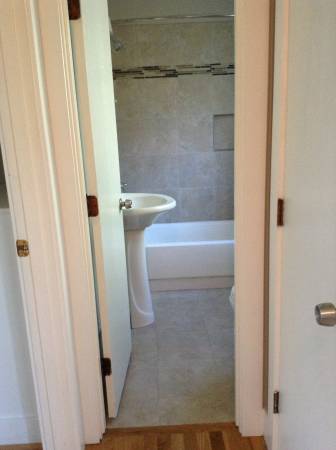 $1,495 / 1 habitación - 520 pies² - 3122 Lower 1 hab., estacionamiento fuera de la calle, pisos de madera dura, lavavajillas, mascotas permitidas! (Portland)63831683764483122