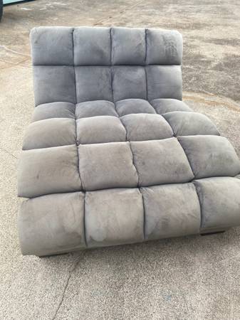 Chaise Lounge Chair 1